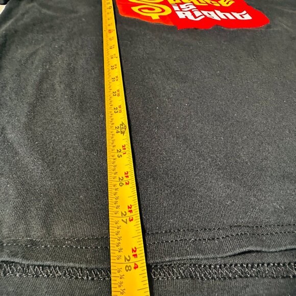 The Price Is Right Audience Worn Men's T Shirt Size Large Black - Red Logo - Picture 5 of 7